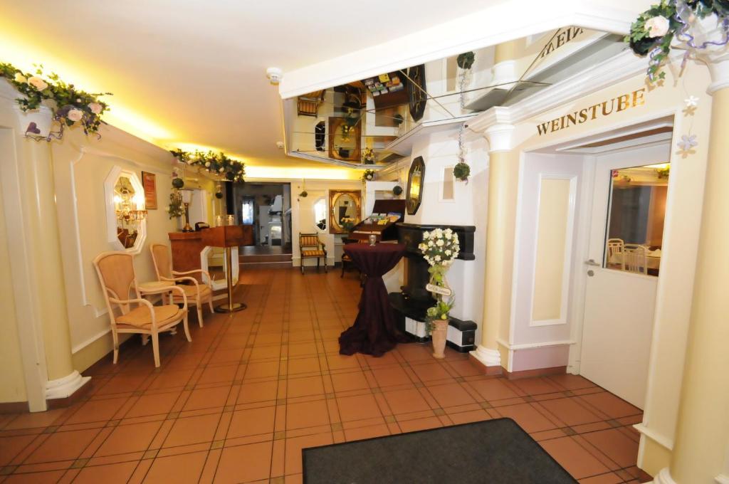 Gasthof Bacher Hotel Villach Buitenkant foto