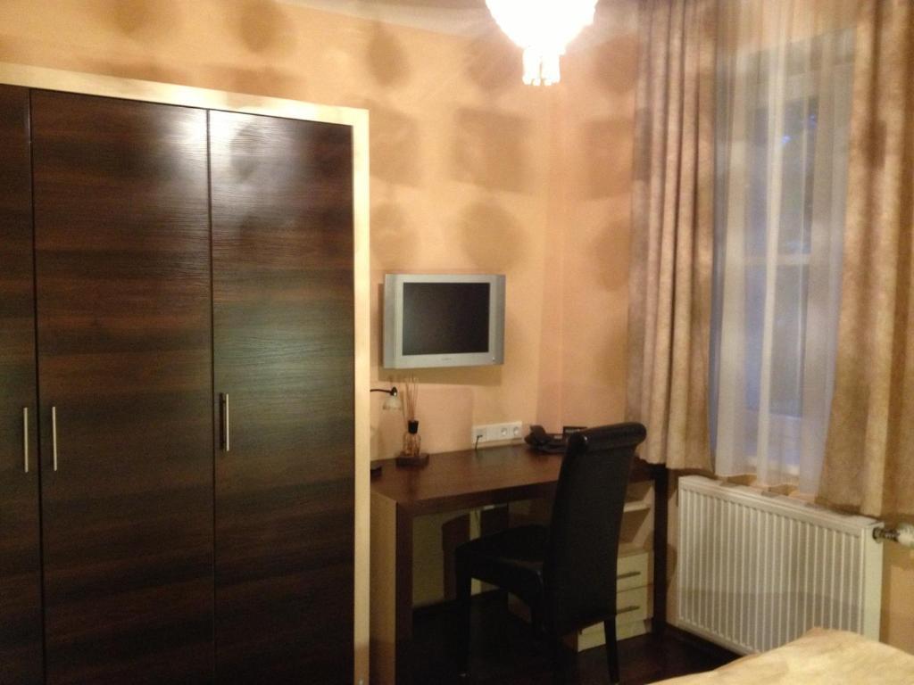 Gasthof Bacher Hotel Villach Buitenkant foto